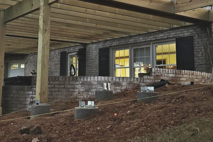 Commonwealth Craftsman - Custom Retaining Walls