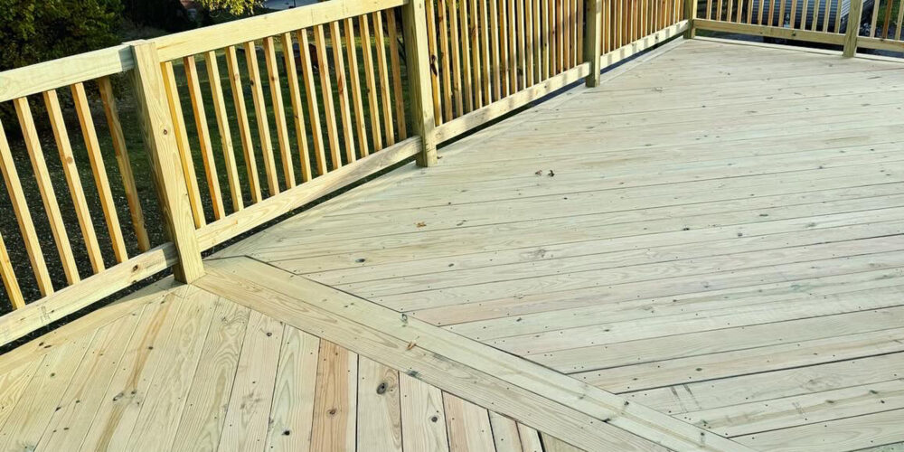 The Commonwealth Craftsman - Deck Design